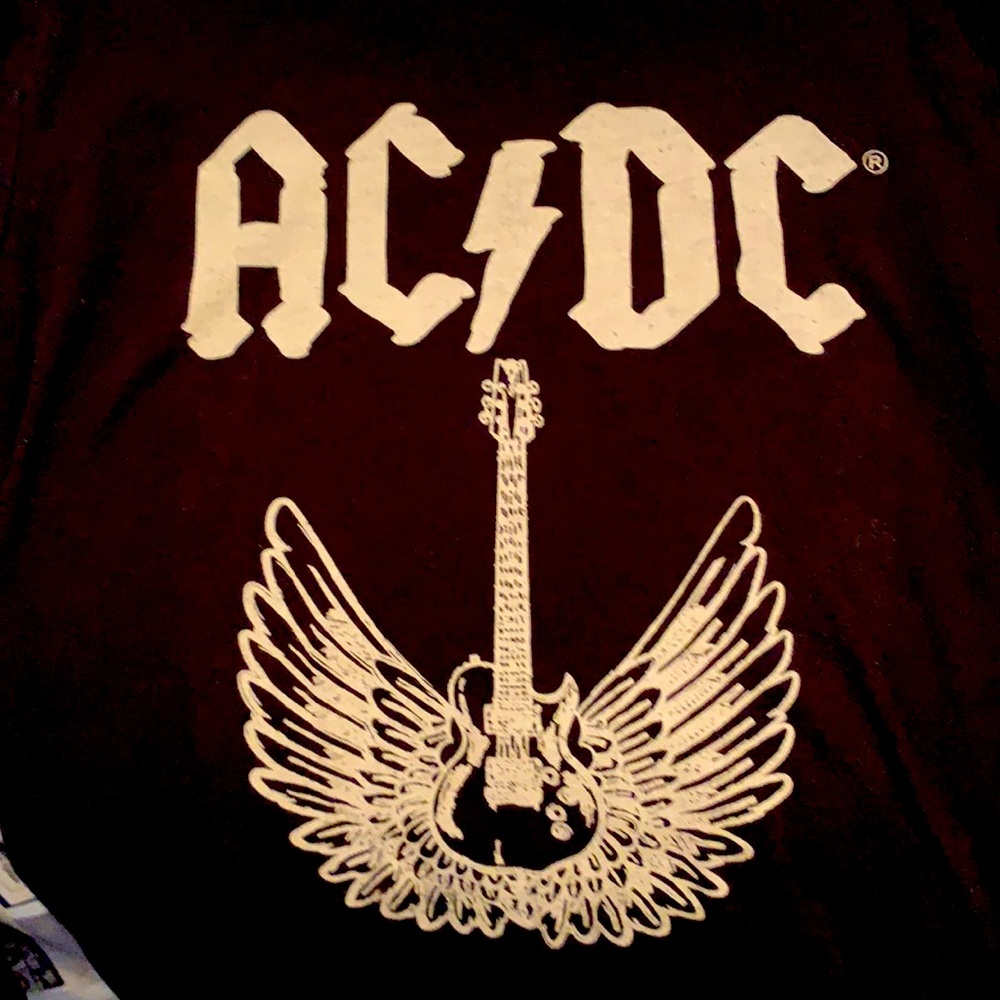 Zara kids long sleeve AC/DC 👕